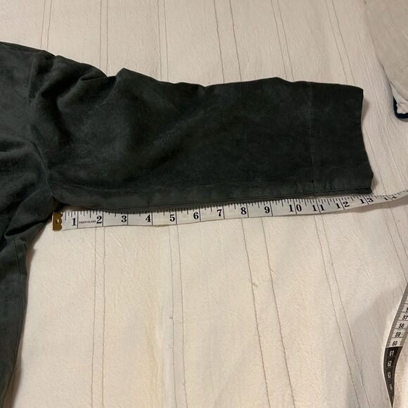 Liz Claiborne 3/4 Length Micro Suede Tunic Blouse - Picture 6 of 6